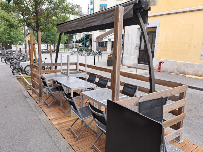 Terrasse restaurant thaïlandais